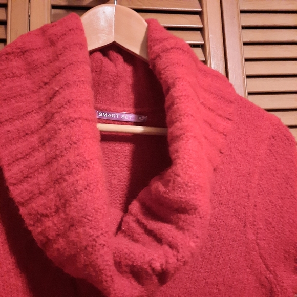 mart Set Dark Red Super Soft Turtleneck - Picture 2 of 6